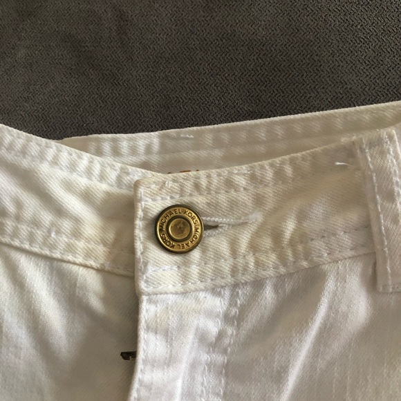 Michael Kors white skinny jeans. - Picture 5 of 12